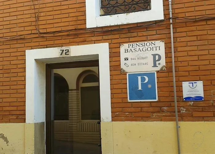 Guest house Basagoiti 3*